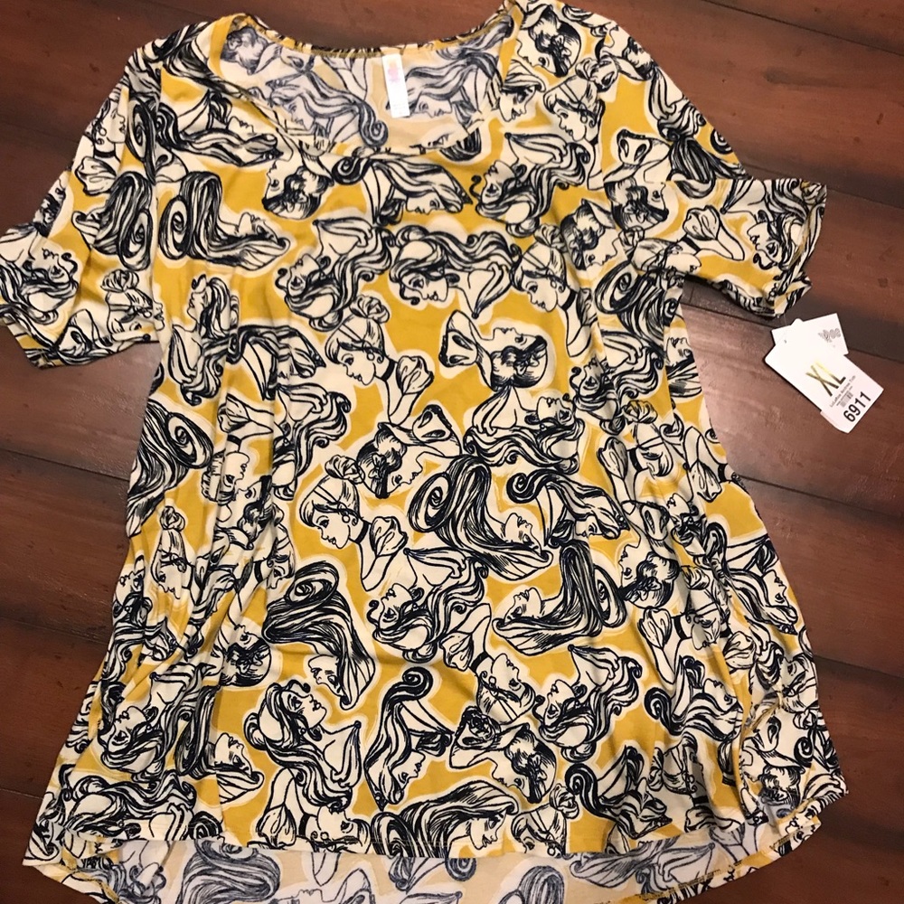 LulaRoe Disney Princess Perfect Tee NWT